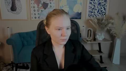 Snapshot of aprilserenity chatting on 24, 10, 2025 April. All year round. online show from 24, 10, 2025
