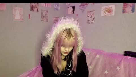Snapshot of aprilspark chatting on 14, 6, 2026 Alice D online show from 14, 6, 2026