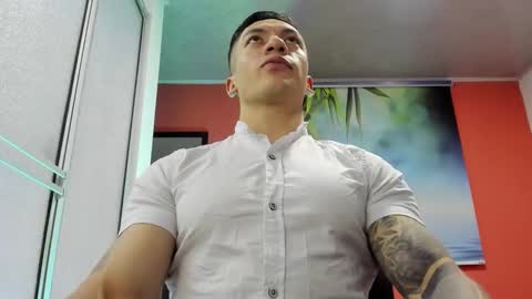 Snapshot of aquiles_51 chatting on 22, 12, 2025 Jonathan online show from 22, 12, 2025