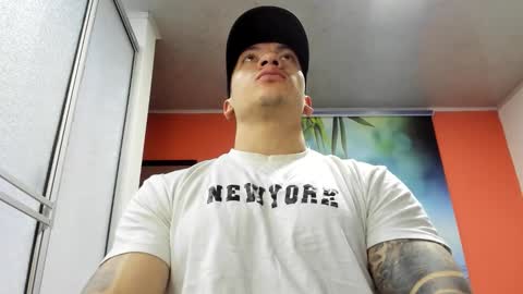 Snapshot of aquiles_51 chatting on 4, 2, 2026 Jonathan online show from 4, 2, 2026