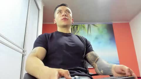 Snapshot of aquiles_51 chatting on 26, 2, 2026 Jonathan online show from 26, 2, 2026