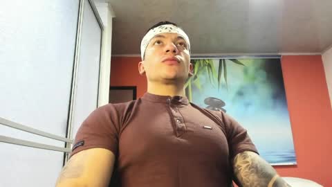 Snapshot of aquiles_51 chatting on 1, 4, 2026 Jonathan online show from 1, 4, 2026