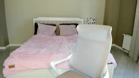 Lina online show from 19, 10, 2025