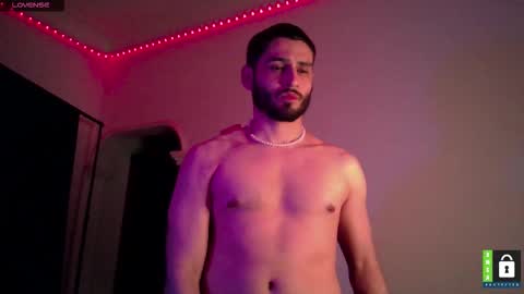 Snapshot of arab_b chatting on 18, 1, 2026 Thiago online show from 18, 1, 2026