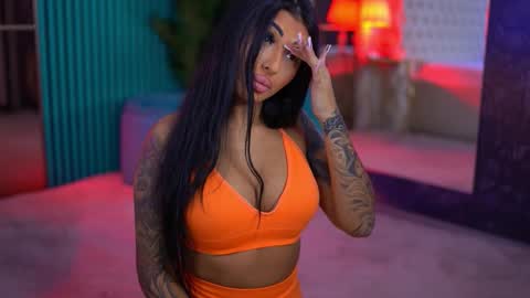 arabellaposh online show from 5, 12, 2025