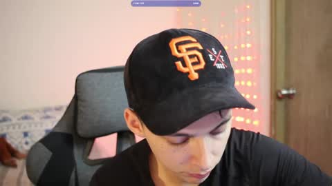 Snapshot of archi_love chatting on 10, 4, 2026 ARCHIBALDO online show from 10, 4, 2026