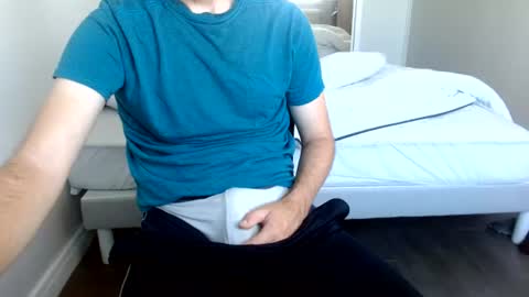 Snapshot of arekusan6 chatting on 19, 6, 2026 Arek online show from 19, 6, 2026