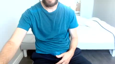 Snapshot of arekusan6 chatting on 8, 7, 2026 Arek online show from 8, 7, 2026