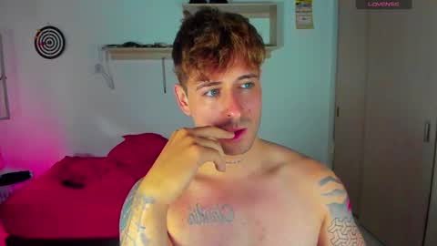 Snapshot of ares_blue chatting on 18, 1, 2026 ares blue online show from 18, 1, 2026