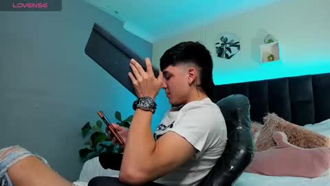 Ares online show from 6, 10, 2025