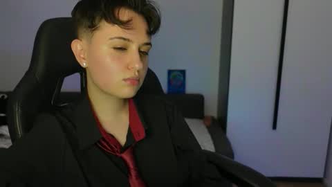 Snapshot of aresnoir chatting on 6, 6, 2026 AresNoir online show from 6, 6, 2026