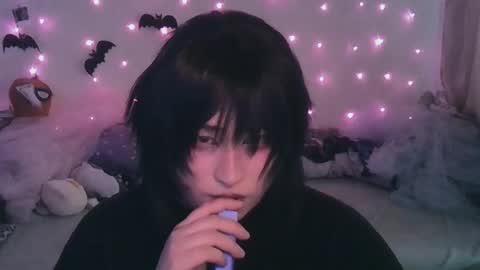 Ahri online show from 2, 2, 2025