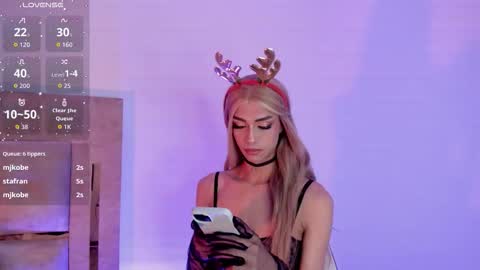 Ari  online show from 5, 12, 2025