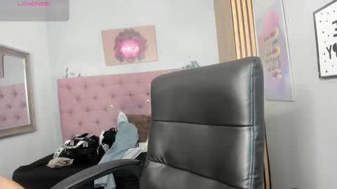 aria__monroe online show from 14, 3, 2026