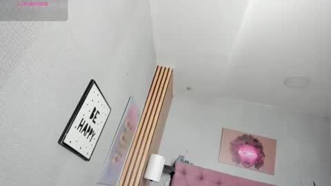 aria__monroe online show from 18, 3, 2026