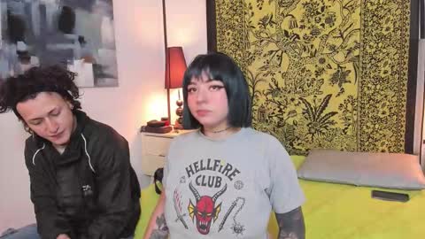 aria y orien  online show from 26, 10, 2025