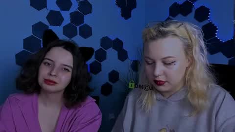 Snapshot of aria_blaze_ chatting on 21, 4, 2026 aria_blaze_ online show from 21, 4, 2026