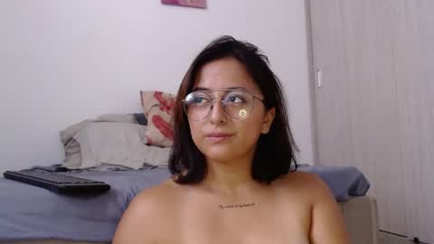 AriaBronw online show from 3, 6, 2026