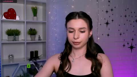 Snapshot of aria_glow chatting on 17, 4, 2026 Aria online show from 17, 4, 2026