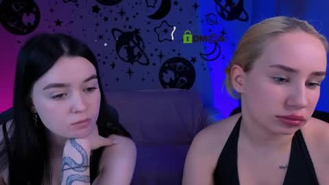 Snapshot of aria_glow chatting on 24, 4, 2026 Aria online show from 24, 4, 2026