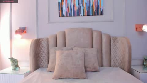 Snapshot of aria_greco chatting on 12, 12, 2024 Aria  online show from 12, 12, 2024