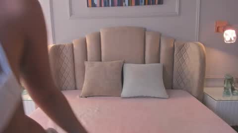 Snapshot of aria_greco chatting on 20, 2, 2025 Aria  online show from 20, 2, 2025