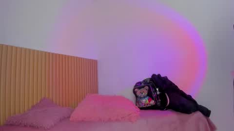 Snapshot of aria_millers_ chatting on 20, 2, 2026 Aria Millers online show from 20, 2, 2026