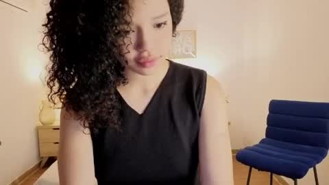 ariaa_23 online show from 17, 4, 2026