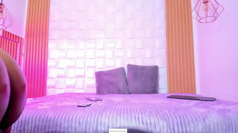 AriaBelle1 online show from 17, 4, 2026