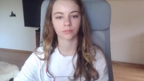 Snapshot of ariacreazy chatting on 13, 10, 2025 AriaCreazy online show from 13, 10, 2025