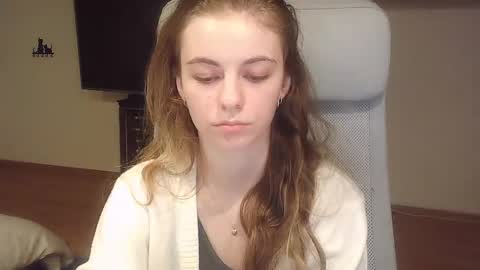 Snapshot of ariacreazy chatting on 13, 10, 2025 AriaCreazy online show from 13, 10, 2025