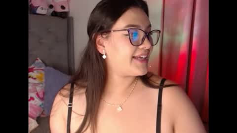 Snapshot of ariadna_martin chatting on 6, 3, 2026 Ari online show from 6, 3, 2026