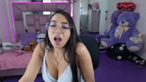 Snapshot of ariadnacappelletty_ chatting on 13, 10, 2025 ariadnacappelletty online show from 13, 10, 2025