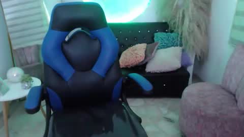 Snapshot of ariah_cute chatting on 30, 3, 2026 ariah_cute online show from 30, 3, 2026