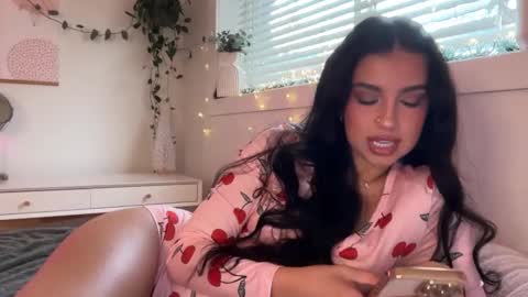 Aria  online show from 5, 12, 2025