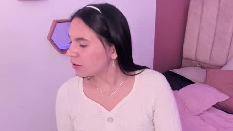 ariana__clauss online show from 2, 12, 2025