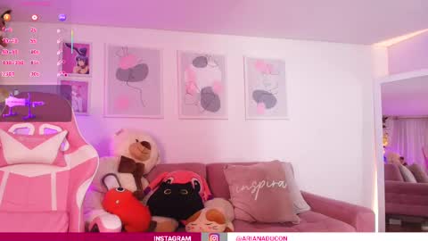 Snapshot of ariana_bae_ chatting on 12, 3, 2025 online show from 12, 3, 2025