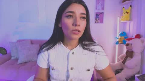 Snapshot of ariana_bae_ chatting on 15, 9, 2025 online show from 15, 9, 2025