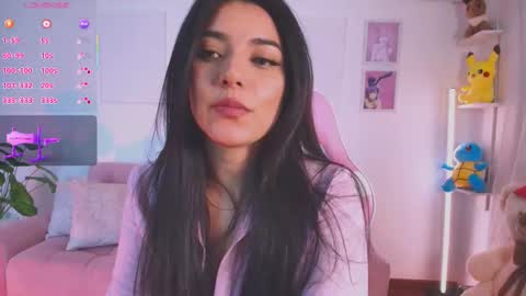 Snapshot of ariana_bae_ chatting on 20, 9, 2025 online show from 20, 9, 2025