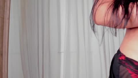 Snapshot of ariana_ceballos chatting on 31, 12, 2024 ARIANA online show from 31, 12, 2024