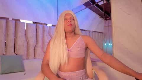 Snapshot of ariana_grande233 chatting on 19, 2, 2026 ariana_grande233 online show from 19, 2, 2026