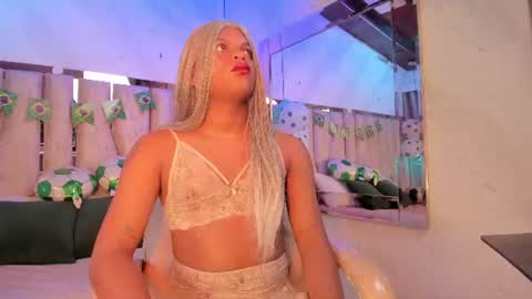 Snapshot of ariana_grande233 chatting on 20, 6, 2026 ariana_grande233 online show from 20, 6, 2026