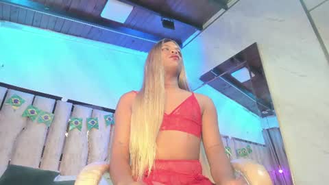 Snapshot of ariana_grande233 chatting on 2, 7, 2026 ariana_grande233 online show from 2, 7, 2026