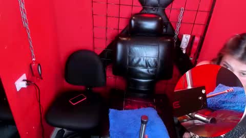 Snapshot of ariana_n_cherry chatting on 13, 12, 2025 Adriana online show from 13, 12, 2025