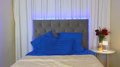 Snapshot of ariana_petite chatting on 19, 1, 2026 Ariana online show from 19, 1, 2026