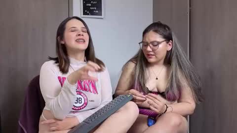 Snapshot of arianablake_11 chatting on 12, 3, 2026 Ariana online show from 12, 3, 2026