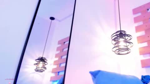 Snapshot of arianasantana chatting on 8, 10, 2025 Ari online show from 8, 10, 2025