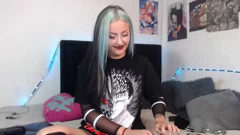 Snapshot of arianauwu666 chatting on 27, 1, 2025 help me 100 hands up my OF is Free online show from 27, 1, 2025