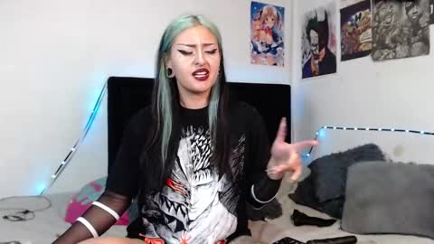 Snapshot of arianauwu666 chatting on 28, 1, 2025 help me 100 hands up my OF is Free online show from 28, 1, 2025