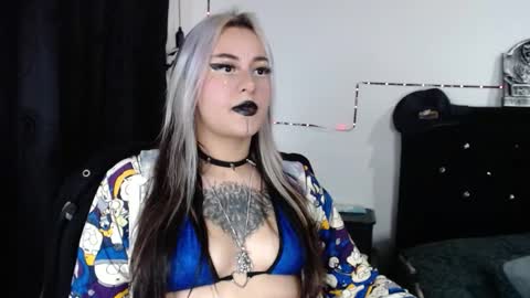 Snapshot of arianauwu666 chatting on 15, 9, 2025 help me 100 hands up my OF is Free online show from 15, 9, 2025